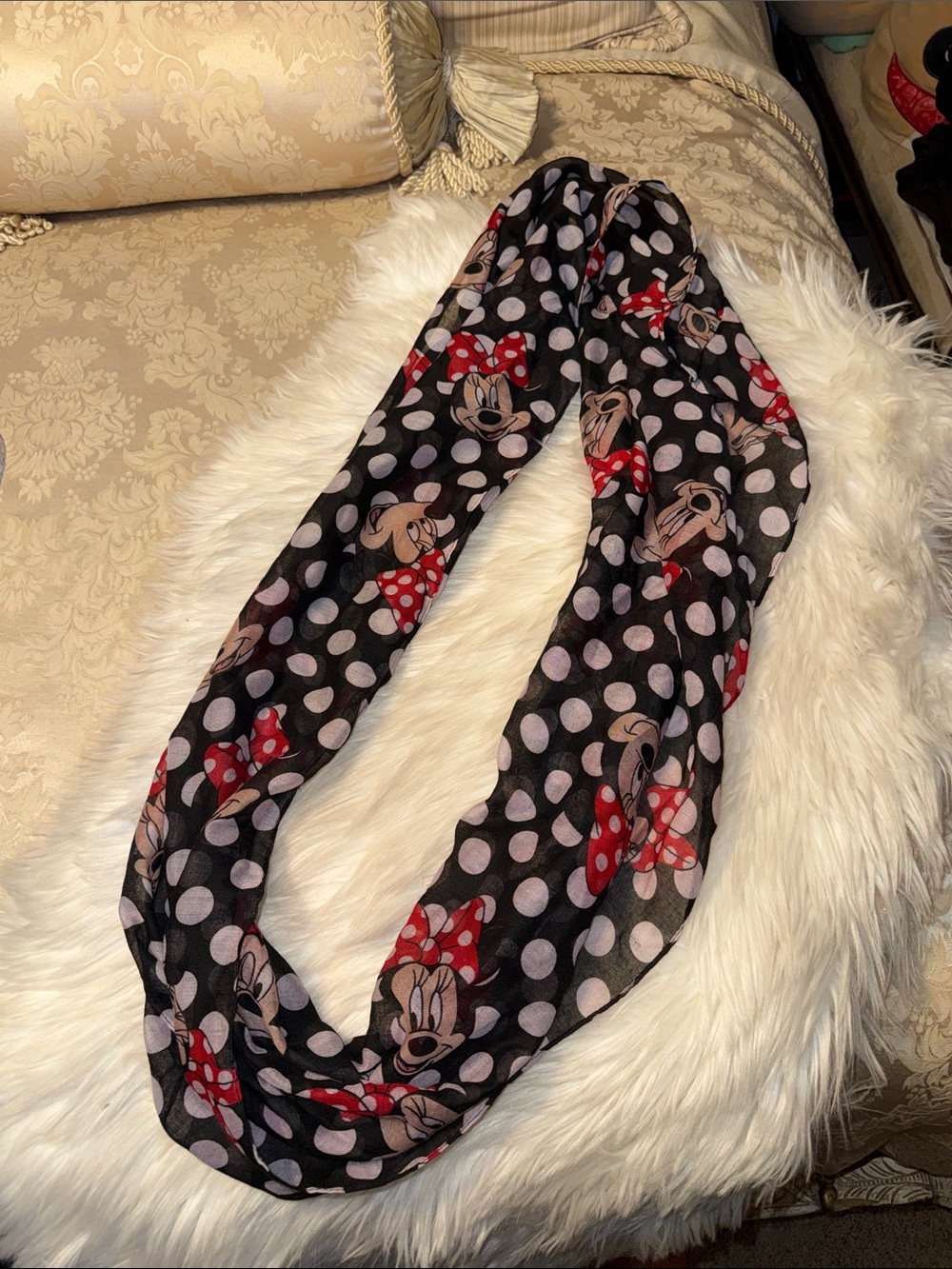 Disney NWT Black and Red Minnie Mouse Polka Dot Infinity Scarf